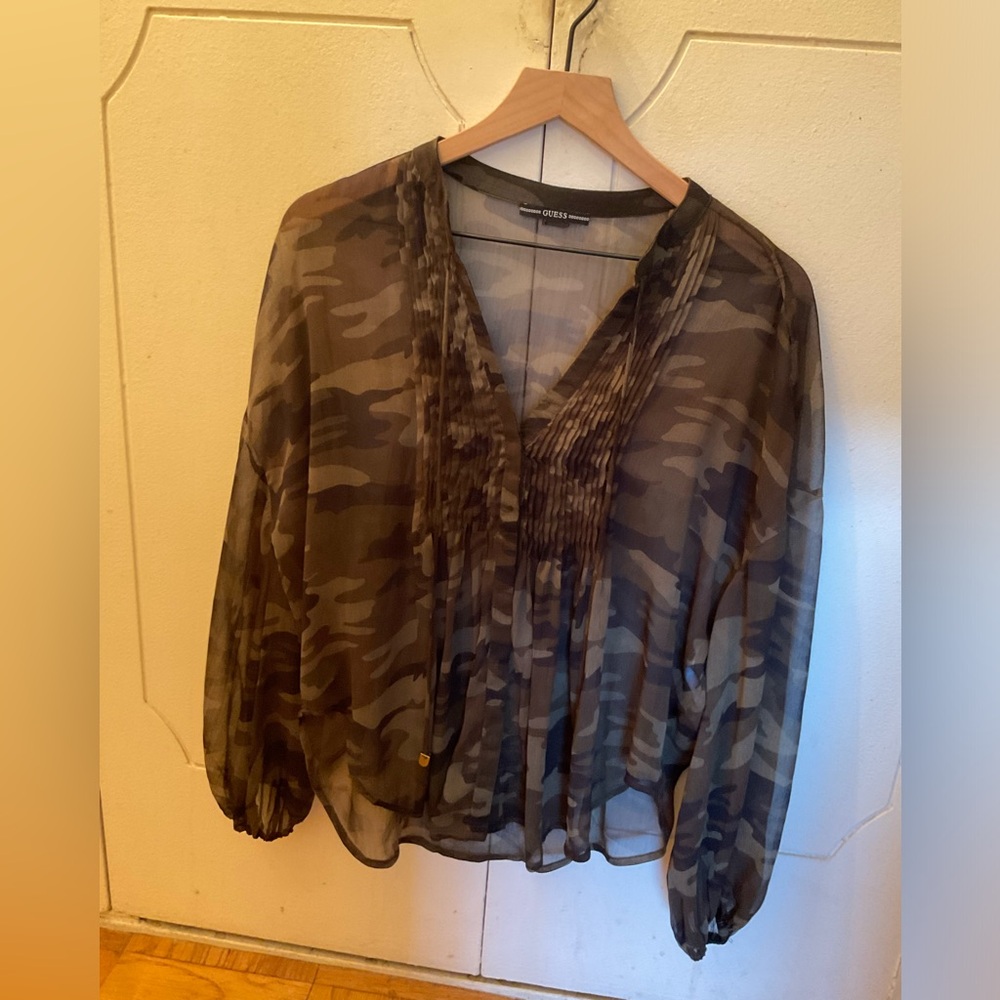 GUESS Camo Sheer Top Sz. XS